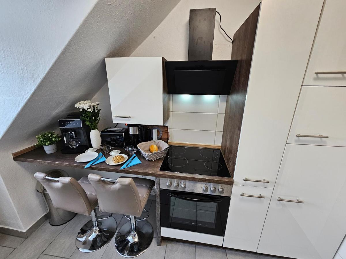 Exklusives Und Helles Dachgeschoss-Apartment No 3 Im Zentrum Von Kassel, Schnelles 1Gbit Internet, Geschirrspueler, Boxspringbetten المظهر الخارجي الصورة
