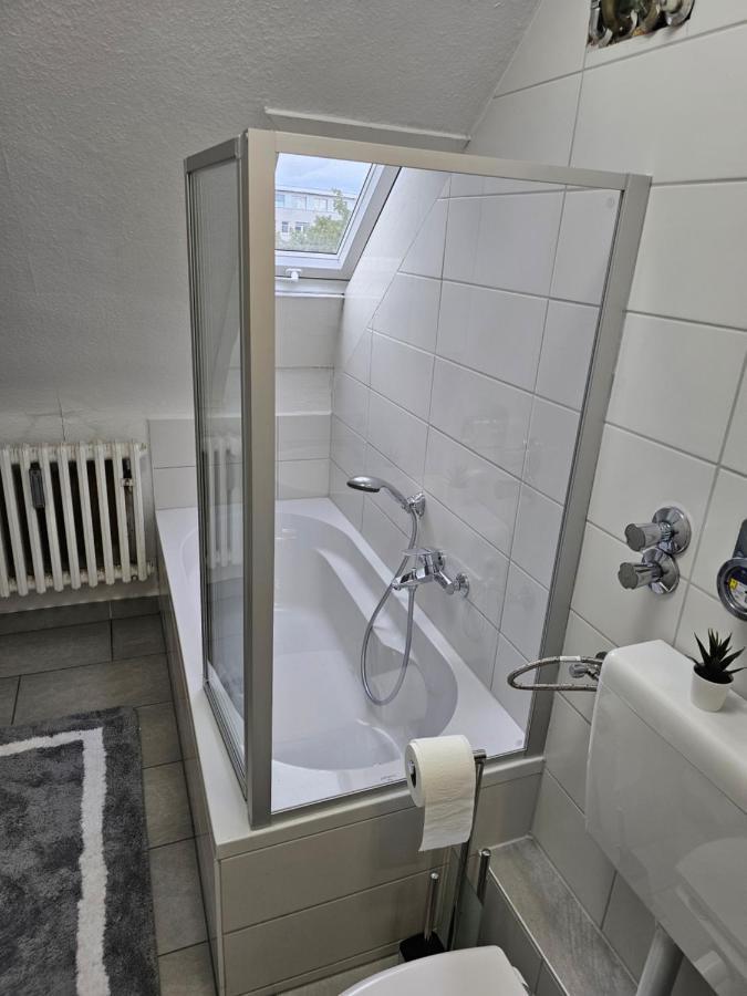 Exklusives Und Helles Dachgeschoss-Apartment No 3 Im Zentrum Von Kassel, Schnelles 1Gbit Internet, Geschirrspueler, Boxspringbetten المظهر الخارجي الصورة