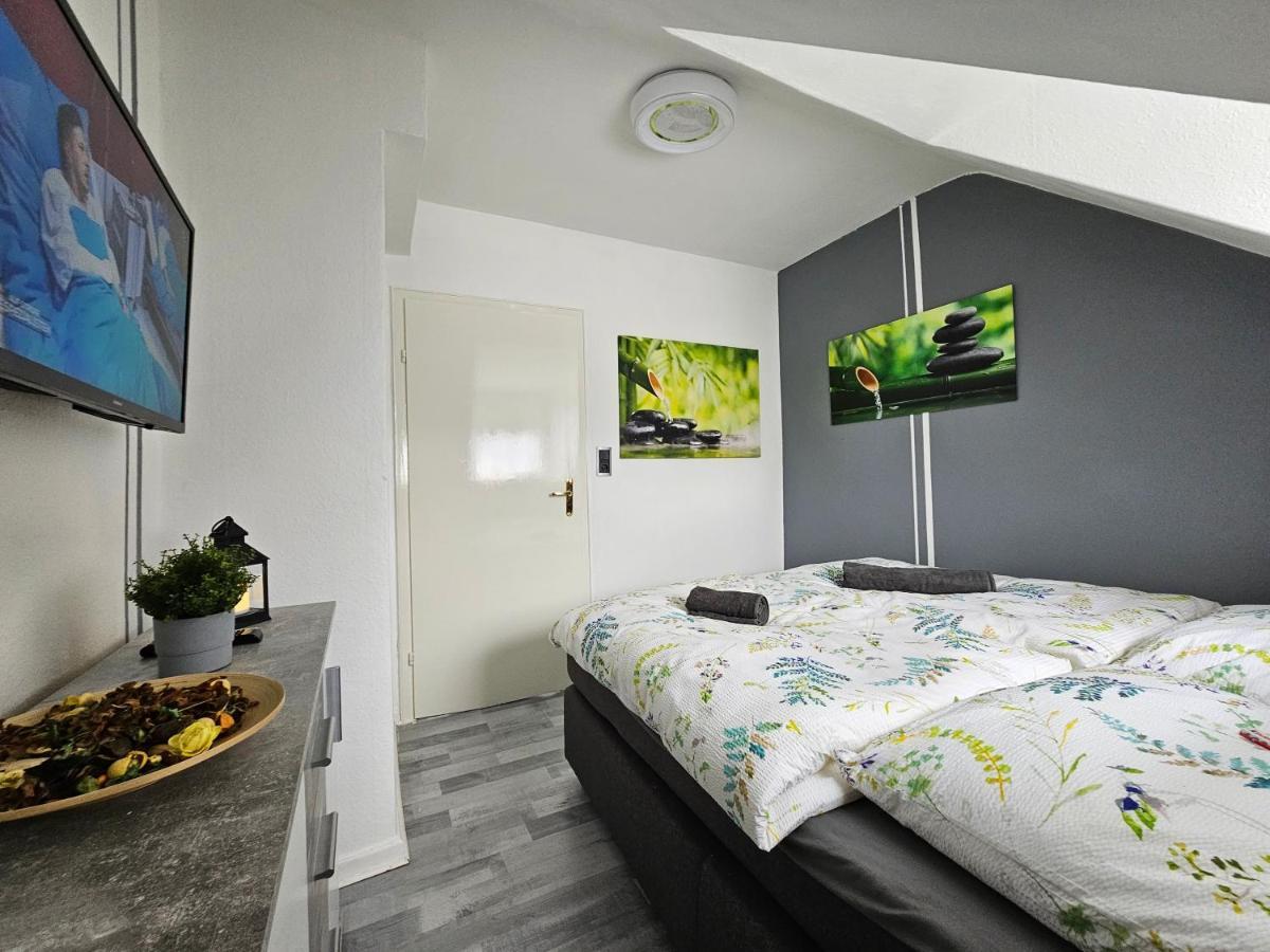 Exklusives Und Helles Dachgeschoss-Apartment No 3 Im Zentrum Von Kassel, Schnelles 1Gbit Internet, Geschirrspueler, Boxspringbetten المظهر الخارجي الصورة