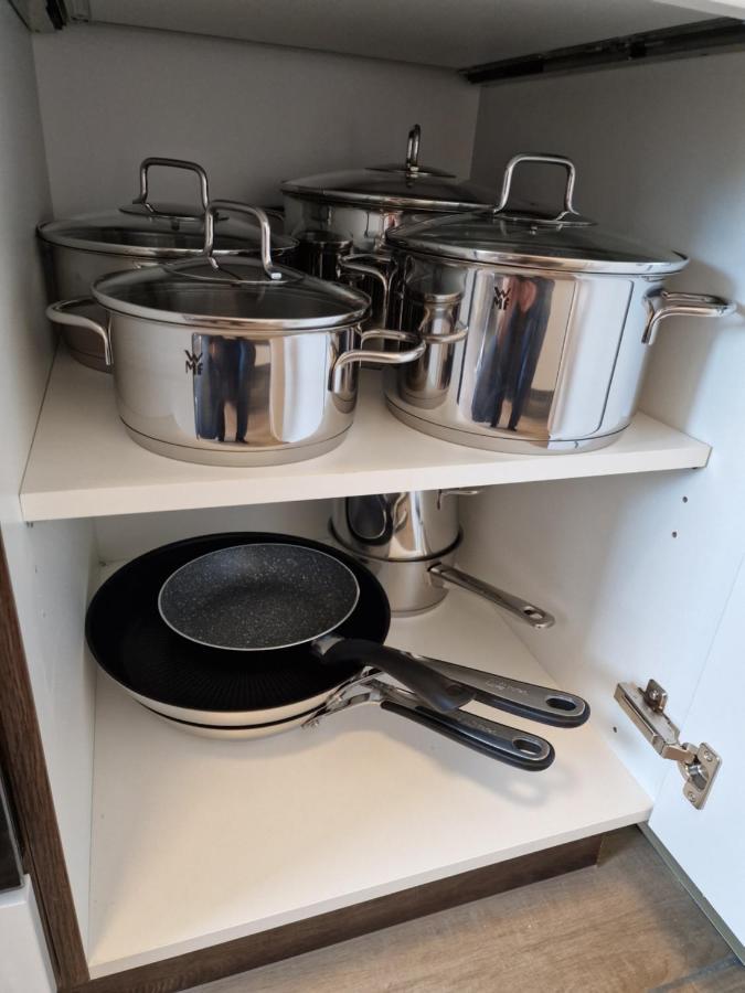 Exklusives Und Helles Dachgeschoss-Apartment No 3 Im Zentrum Von Kassel, Schnelles 1Gbit Internet, Geschirrspueler, Boxspringbetten المظهر الخارجي الصورة